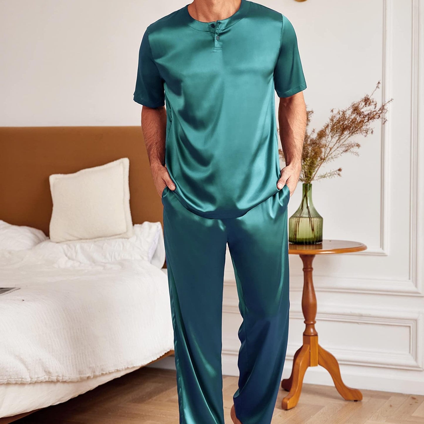 Pyjama en soie homme classique